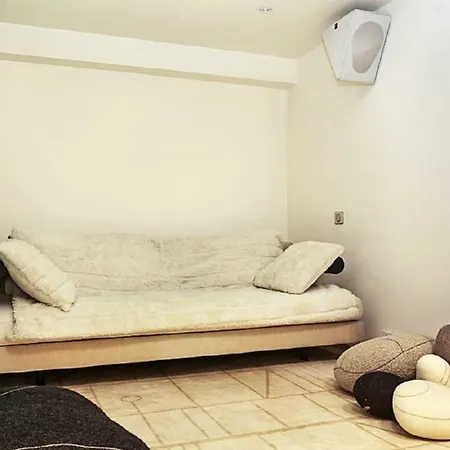 Appartement Rue Auguste Bartholdi In Paris